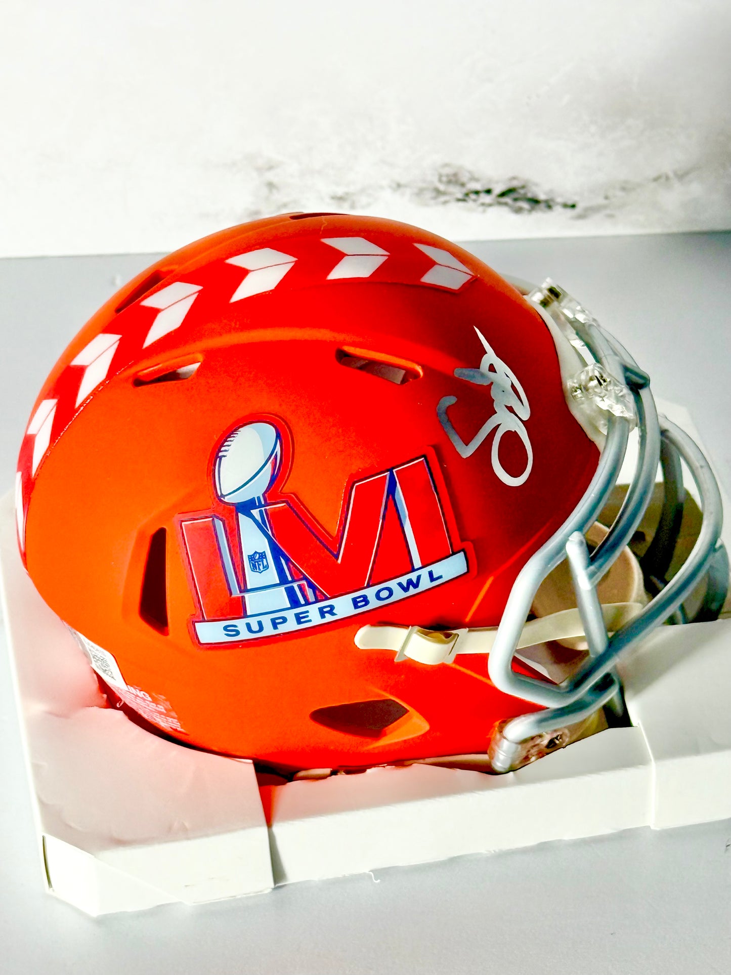 Snoop Dogg Signed (Rapper) RARE Super Bowl Mini Helmet Beckett Certified