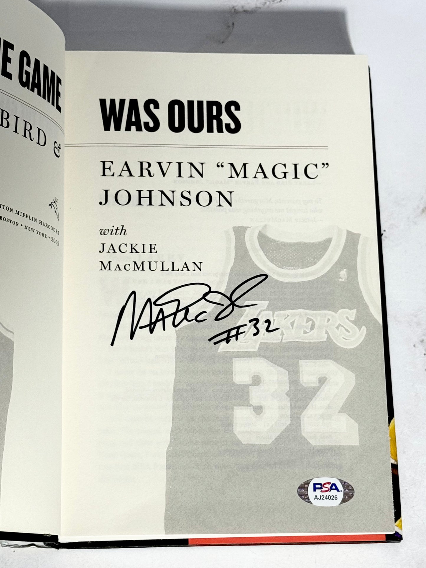 Magic Johnson Signed Book Lakers PSA Certified