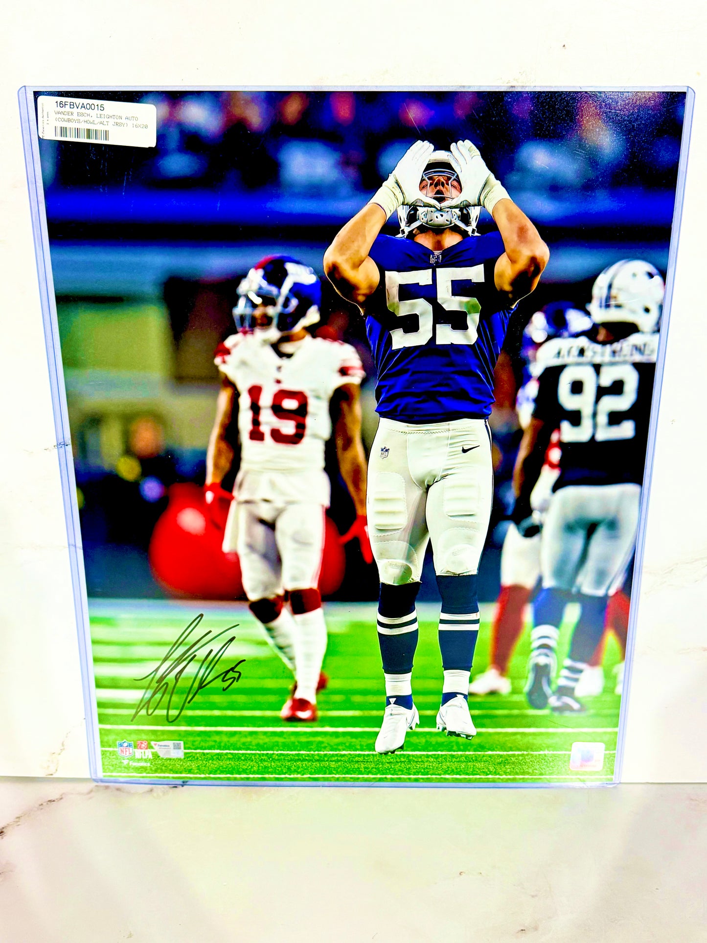Leighton Vander-Esch Signed Cowboys 16x20 Fanatics Certified