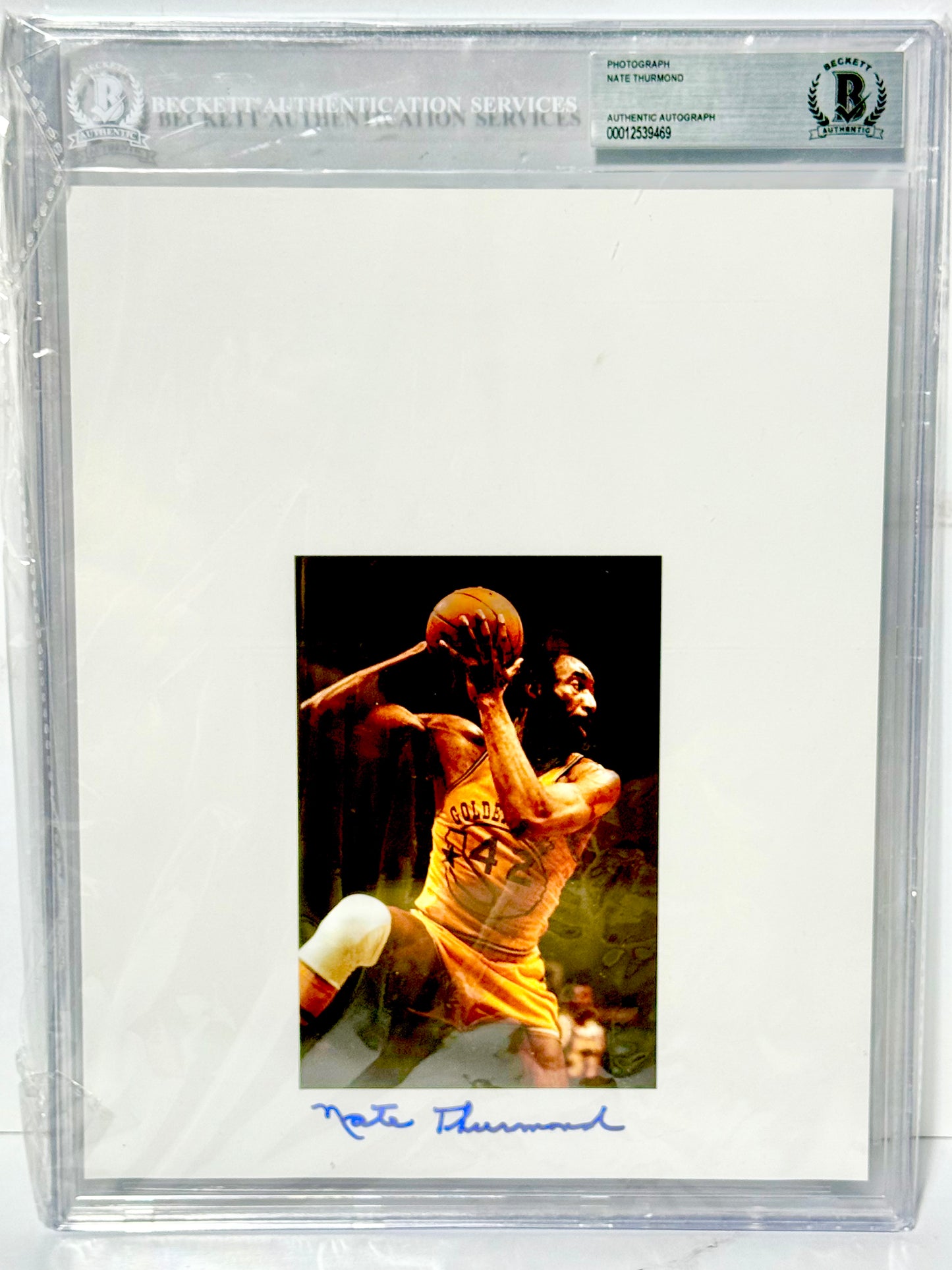 Nate Thurmond Signed Warriors 8x10 Beckett Slabbed