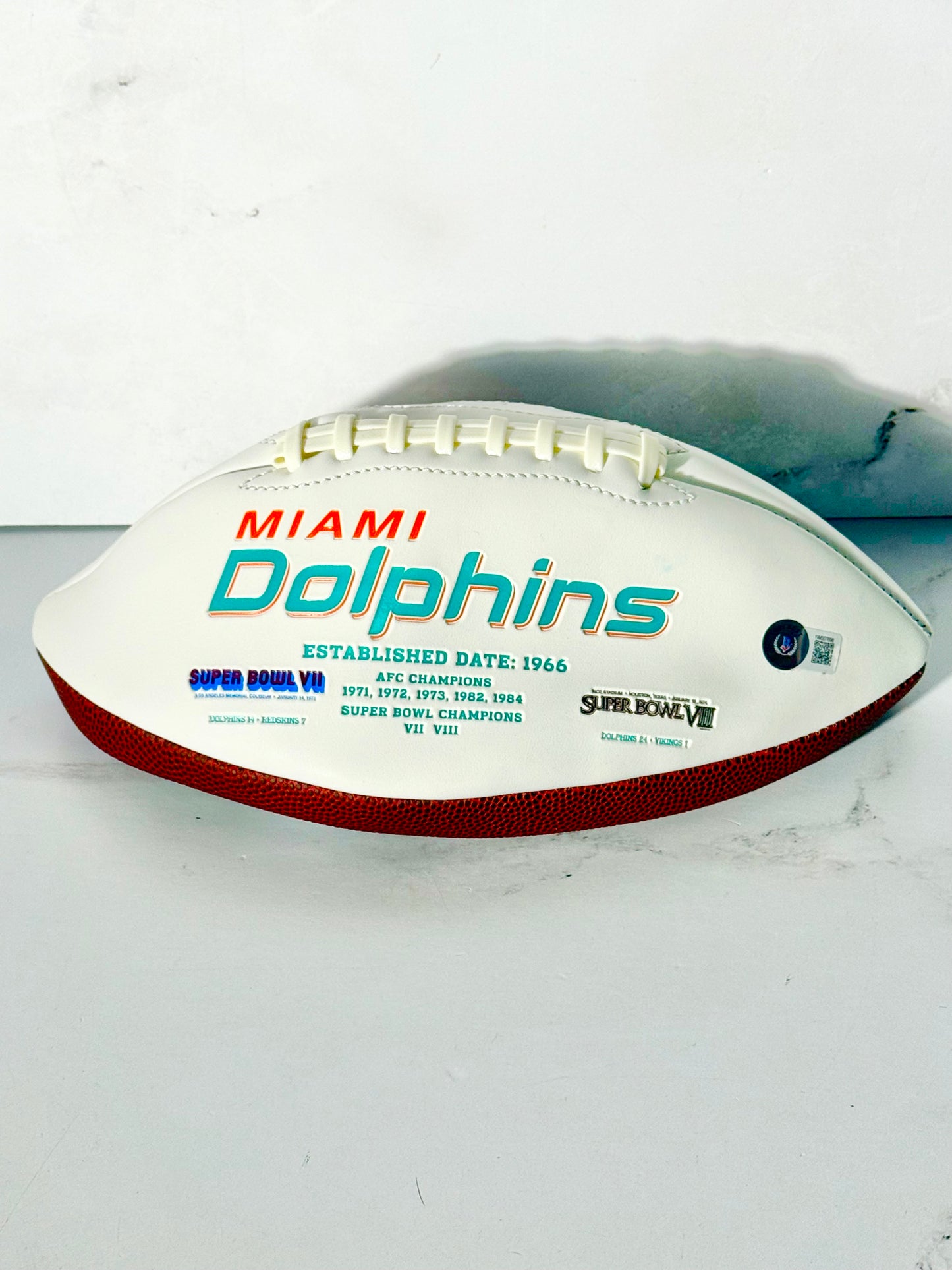 De’von Achane Signed Dolphins White Panel Football Beckett Certified