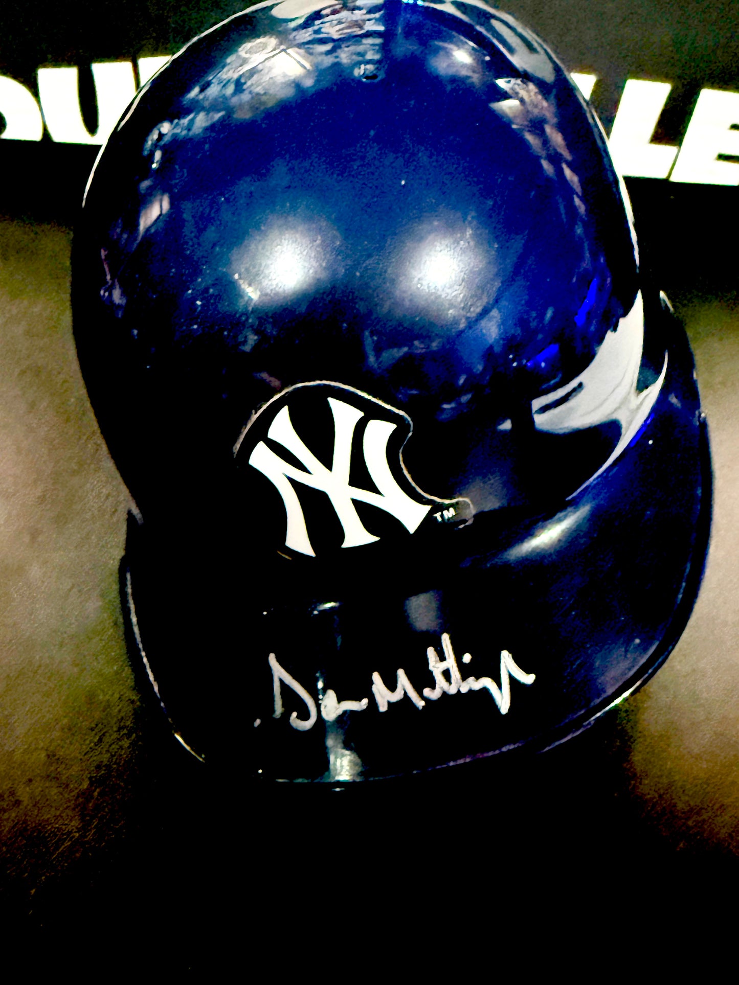 Don Mattingly Signed Yankees Mini Helmet MLB Hologram