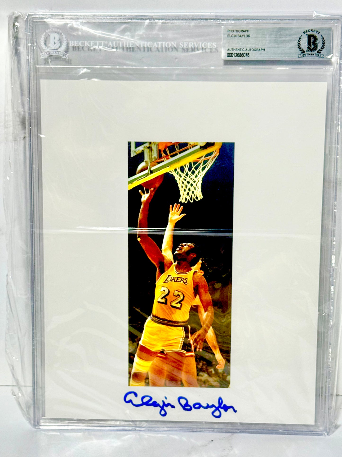 Elgin Baylor Signed Lakers 8x10 Beckett Slabbed