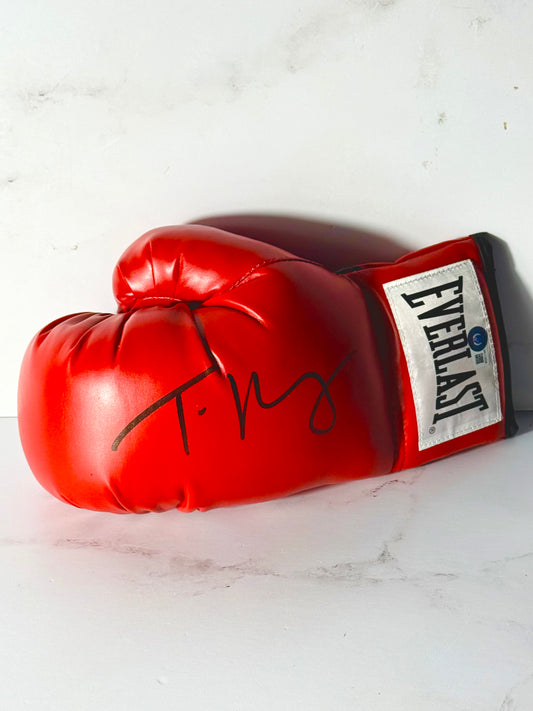 Tyson Fury Signed Boxing Glove Beckett Certified