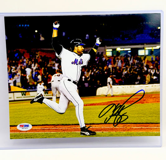 Mike Piazza (Mets) Signed 8x10 Photo PSA Certified