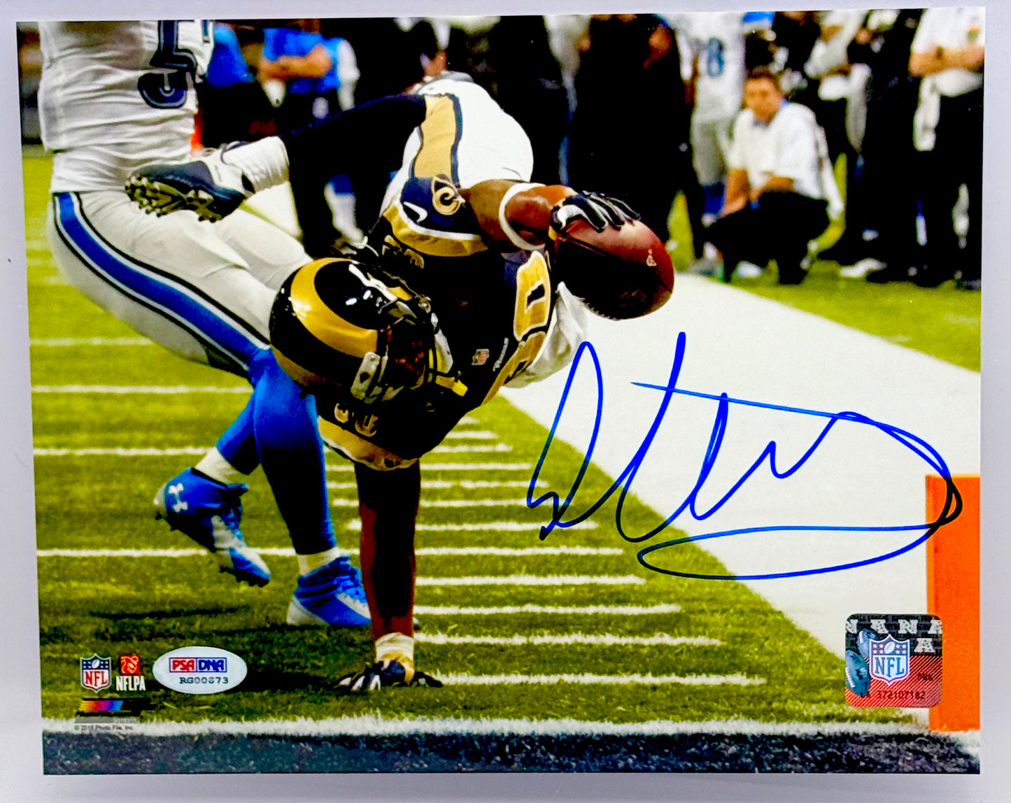 Todd Gurley signed Rams 8x10 Photo PSA Certified