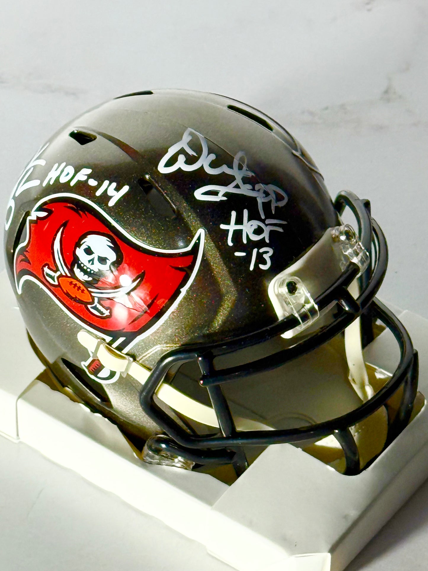 Warren Sapp & Derrick Brooks (HOF) Signed Buccaneers Mini Helmet Beckett Certified