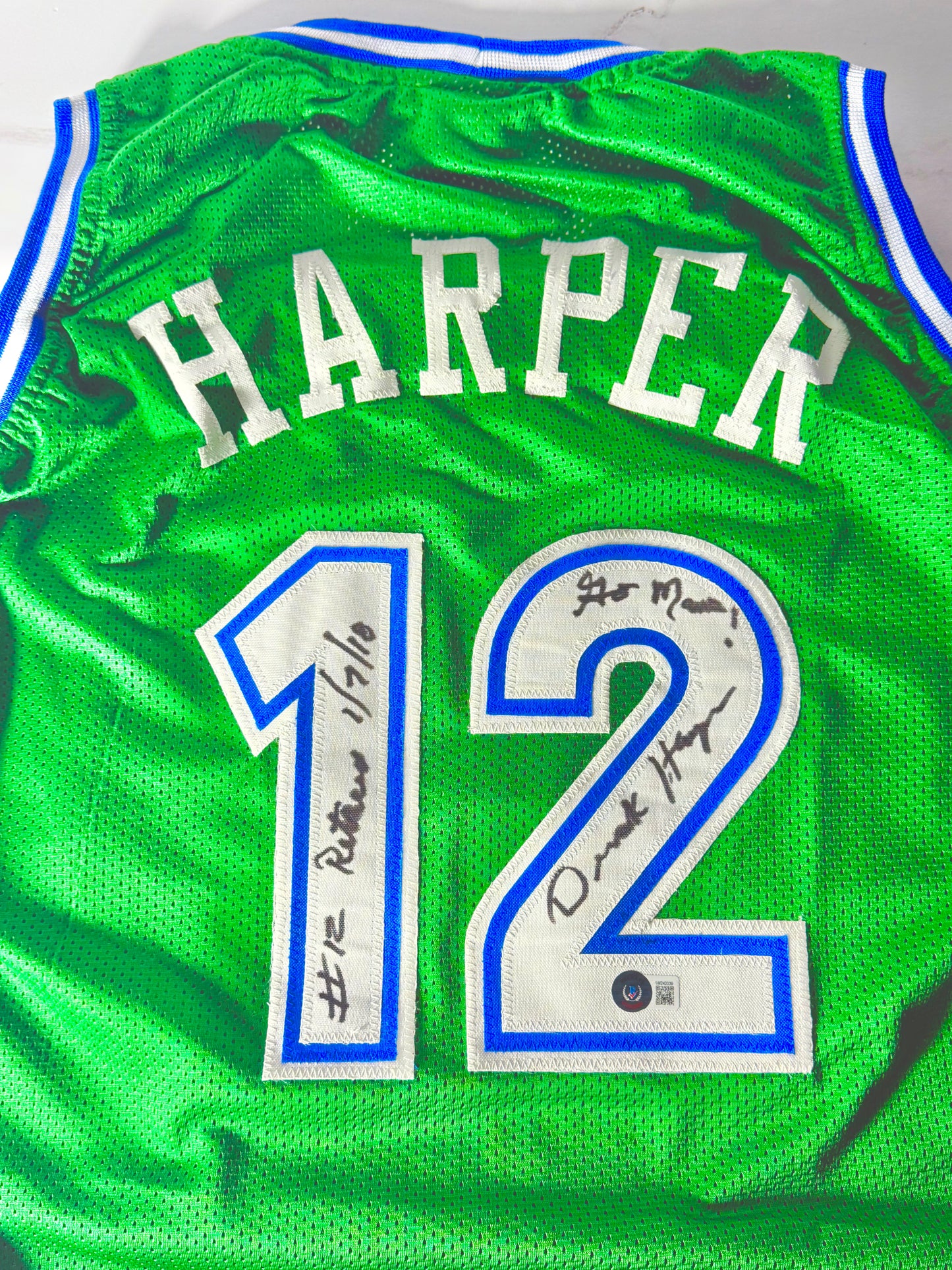 Derek Harper Signed Mavericks Jersey (#12 Retired 1/7/18 Go Mavs!) Beckett Certified (Stock photo)