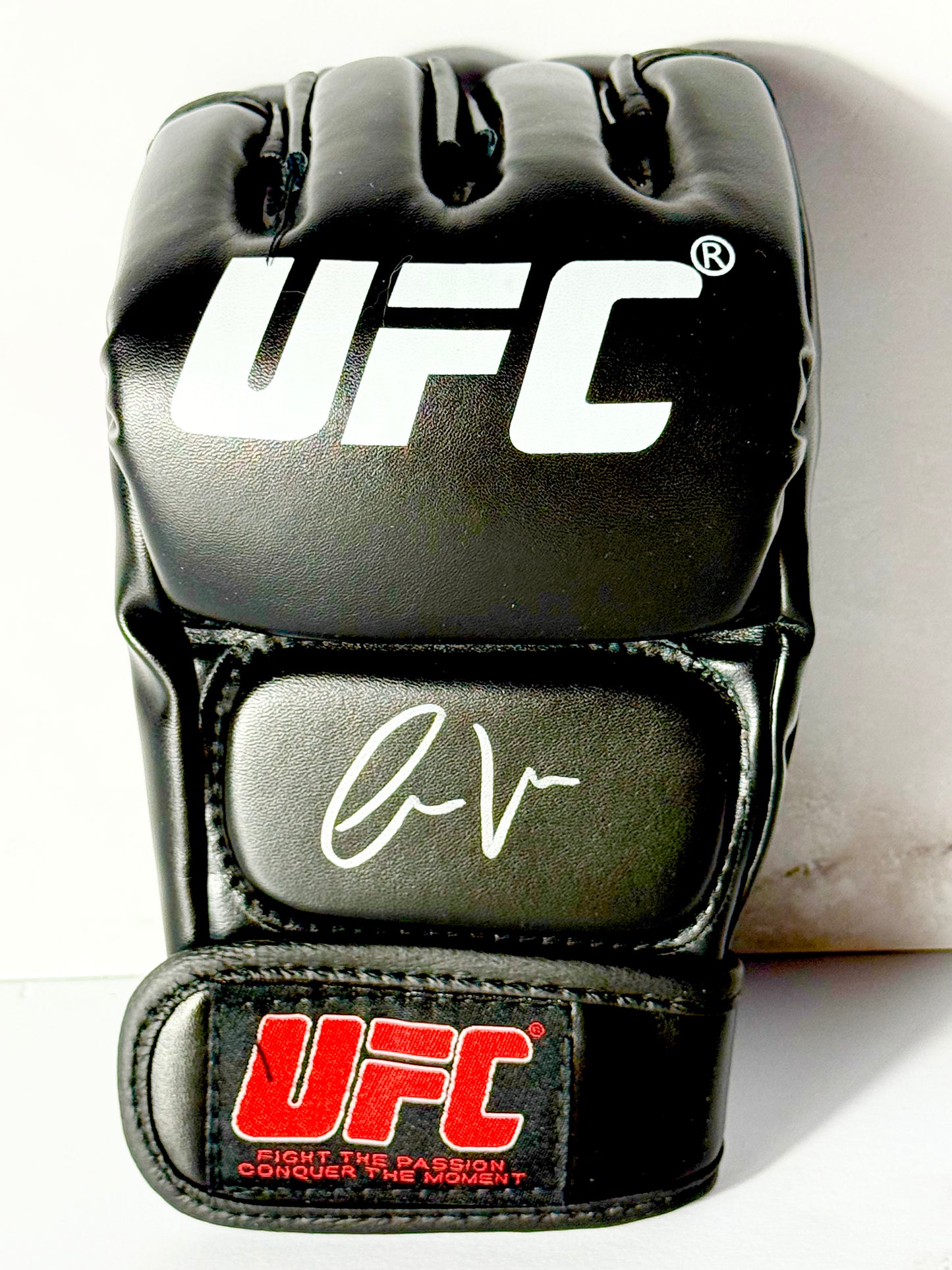 Conor McGregor Signed UFC Glove Beckett Certified