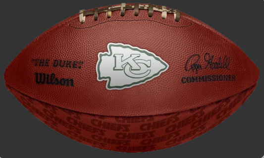 PRE-ORDER JUSTIN WATSON SIGNED KANSAS CITY CHIEFS 2023 SHOWCASE LIMITED EDITION NFL FOOTBALL BECKETT CERTIFIED
